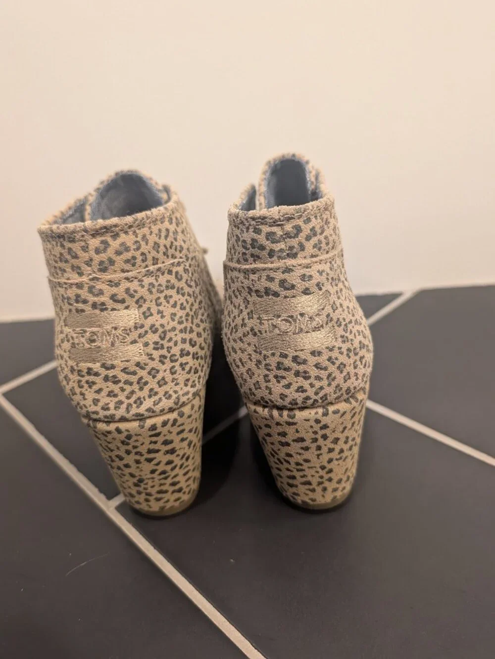 TOMS Cheetah Wedge